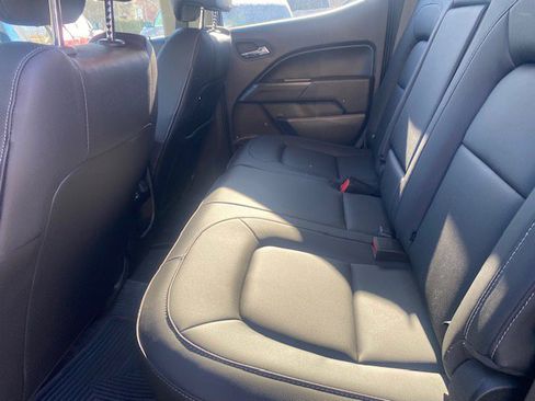 Used 2022 Chevrolet Colorado ZR2 image 13