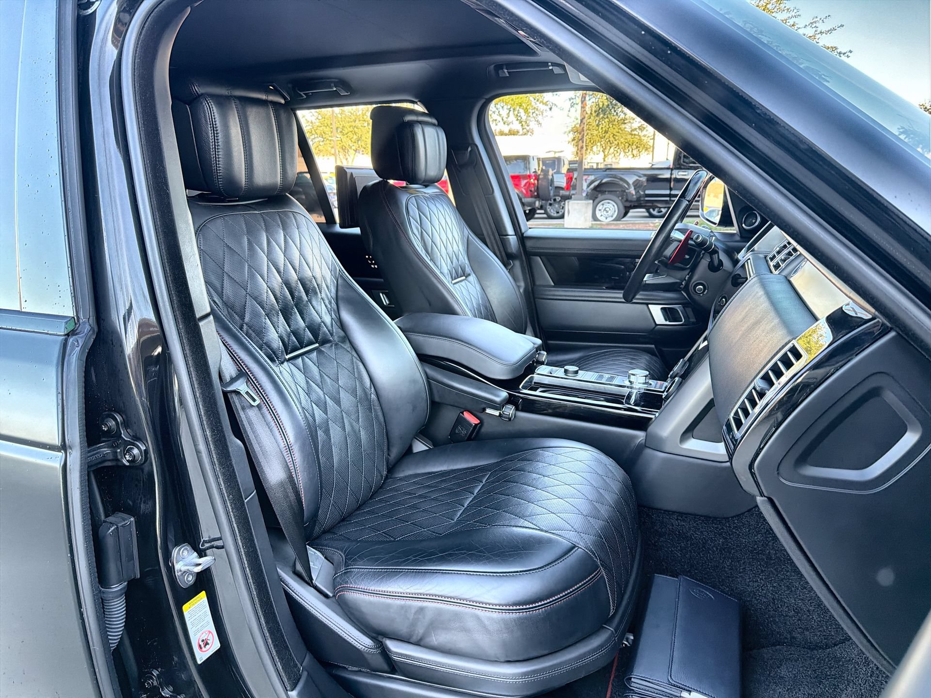 Used 2021 Land Rover Range Rover SV Autobiography Dynamic AWD/4WD image 25