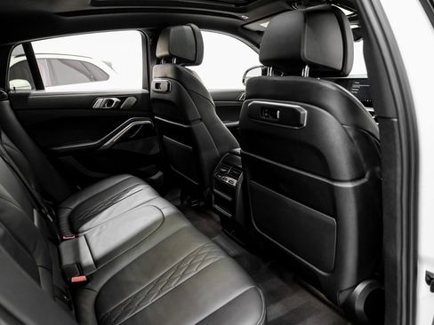 Used 2024 BMW X6 M60i w/ M Sport Professional Package image 33