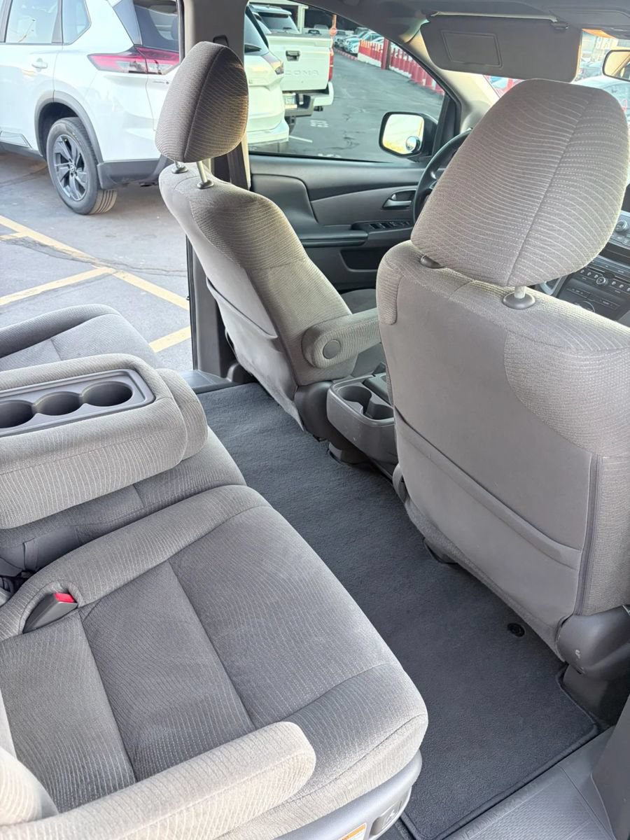Used 2013 Honda Odyssey EX image 15