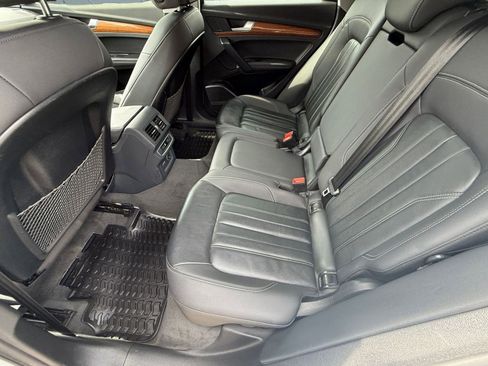 Used 2023 Audi Q5 2.0T Premium Plus w/ Premium Plus Package image 13