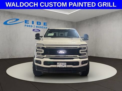 New 2026 Ford F250 Lariat w/ Black Appearance Package AWD/4WD image 5
