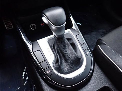 Used 2024 Kia Forte GT-Line FWD image 11