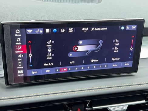 New 2025 Alfa Romeo Tonale w/ Premium Package AWD/4WD image 21
