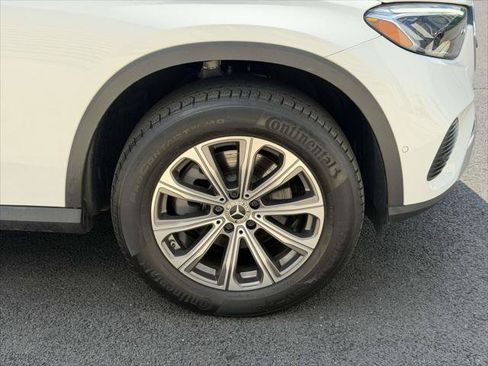 Used 2023 Mercedes-Benz GLC 300 4MATIC image 9