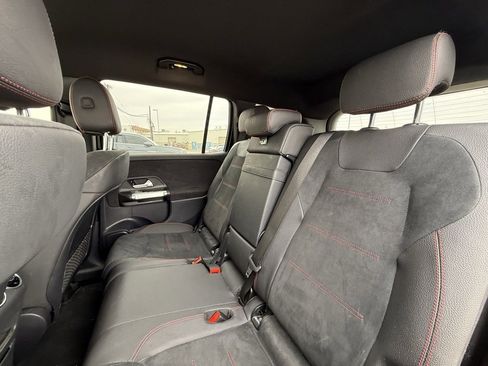 Used 2024 Mercedes-Benz GLB 250 image 5