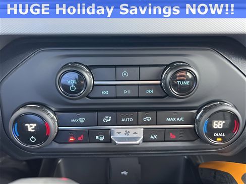 Used 2023 Ford Bronco Badlands w/ Sasquatch Package image 14