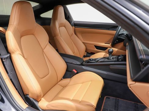 Used 2022 Porsche 911 GT3 RWD image 41