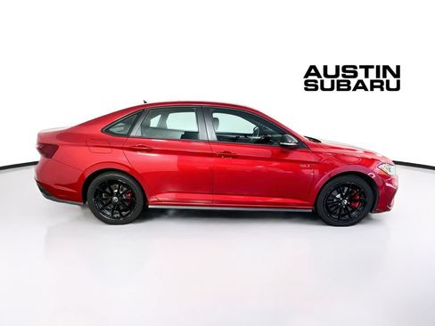 Used 2025 Volkswagen Jetta GLI Autobahn FWD image 8
