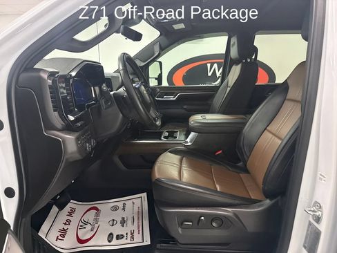 Used 2025 Chevrolet Silverado 2500 High Country w/ High Country Premium Package AWD/4WD image 8