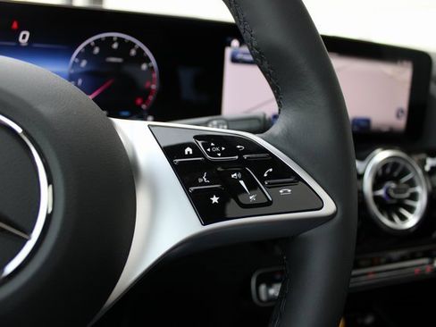 New 2024 Mercedes-Benz GLA 250 4MATIC image 22