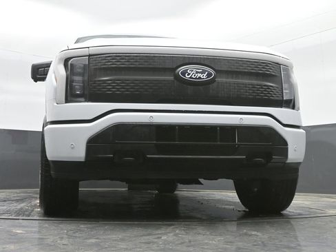 New 2025 Ford F150 Lightning Flash image 31