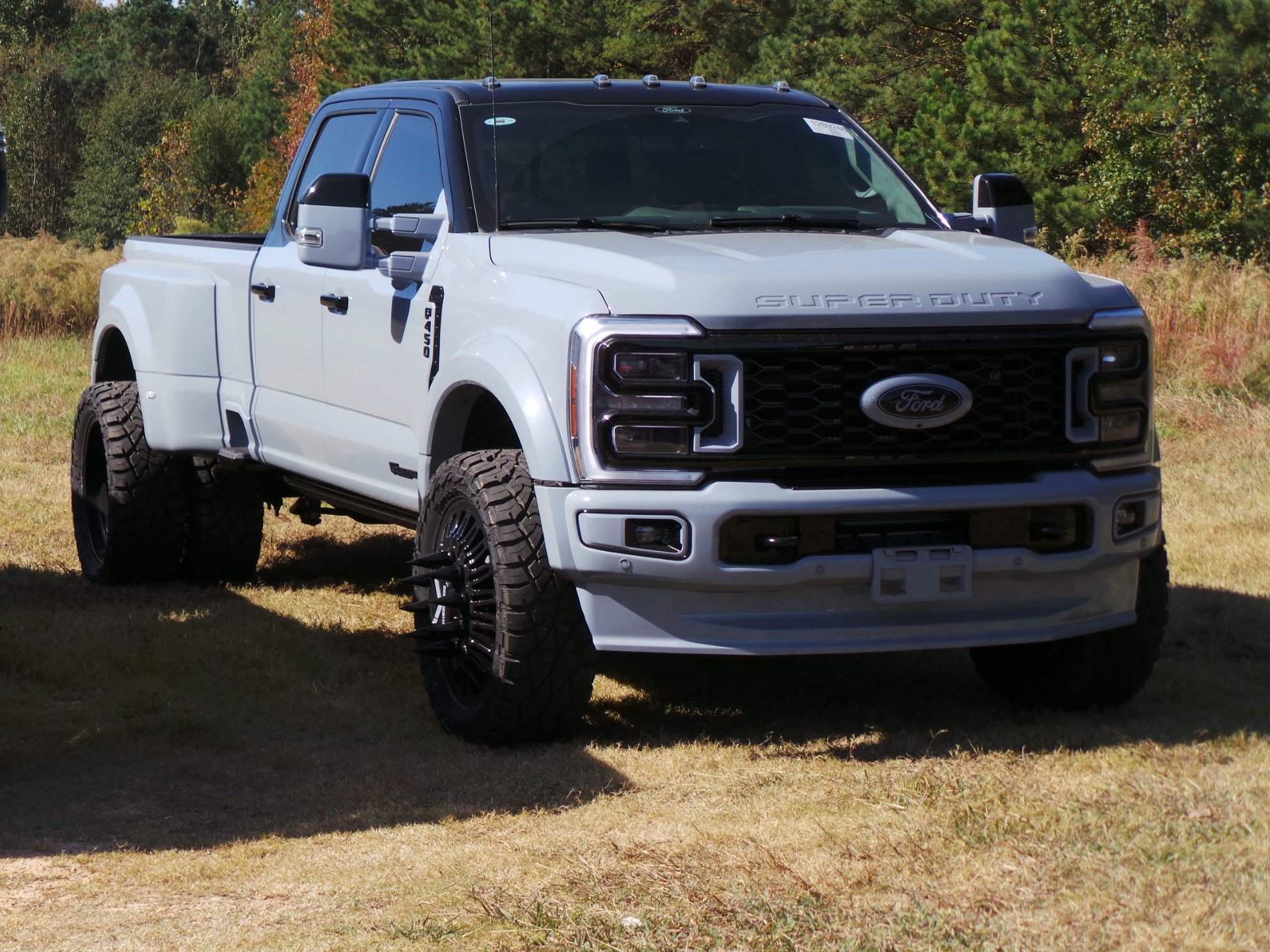 Used 2026 Ford F450 Platinum w/ Platinum Plus Package AWD/4WD image 2