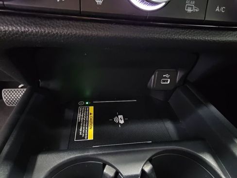 Used 2023 Honda HR-V EX-L image 19