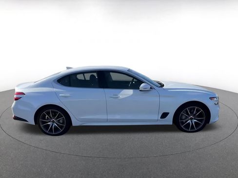 Used 2025 Genesis G70 2.5T image 15