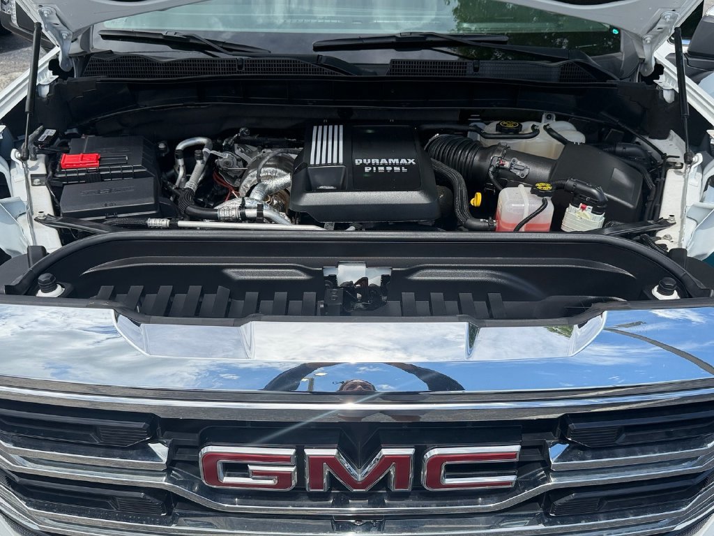 Used 2023 GMC Sierra 1500 SLT w/ SLT Premium Plus Package AWD/4WD image 20