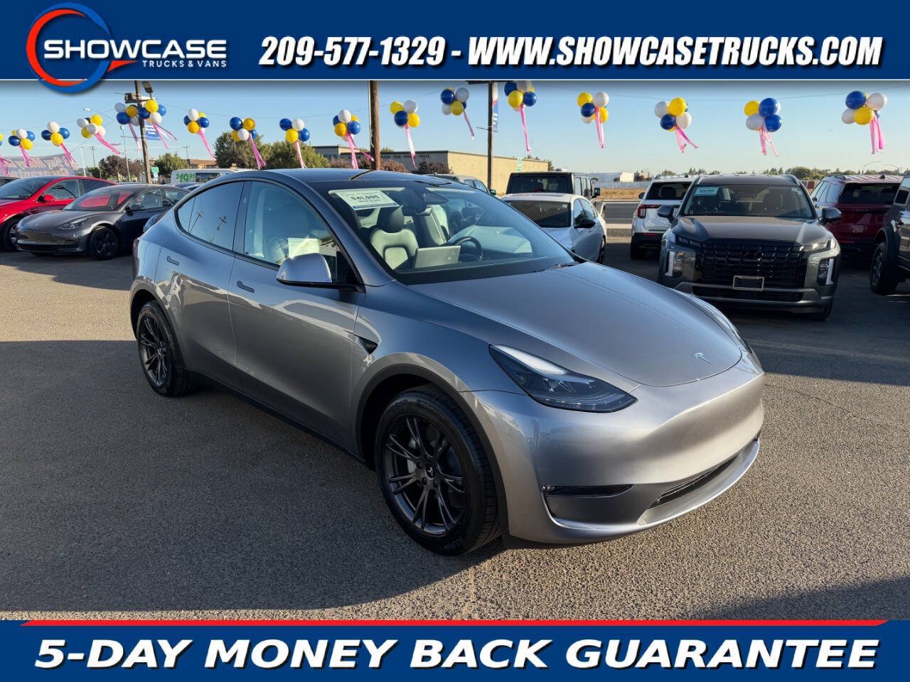 Used 2024 Tesla Model Y Long Range AWD/4WD image 1