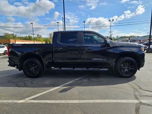 Used 2023 Chevrolet Silverado 1500 Custom w/ LPO, Dark Essentials Package AWD/4WD image 6