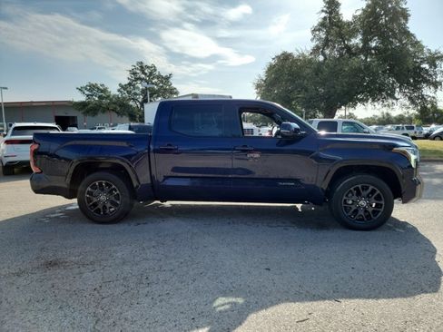 Used 2023 Toyota Tundra Platinum w/ Advanced Package AWD/4WD image 4