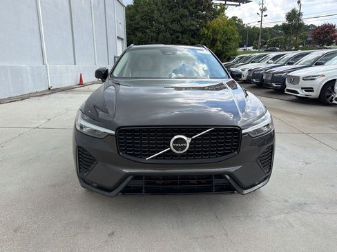 Used 2024 Volvo XC60 B5 Plus w/ Protection Package Premier AWD/4WD image 6