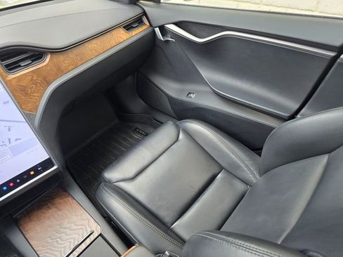 Used 2019 Tesla Model S Long Range image 26