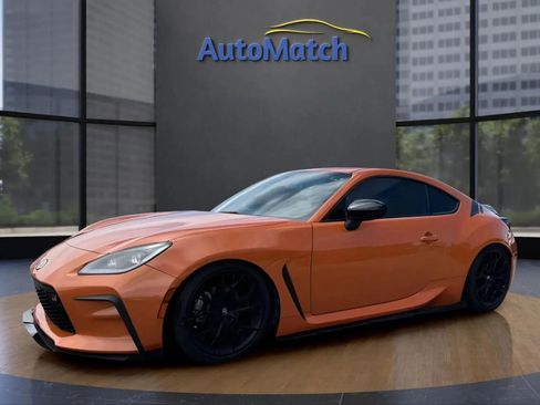 Used 2023 Toyota GR86 10th Anniversary SE RWD image 6
