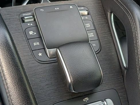 Used 2021 Mercedes-Benz GLS 450 4MATIC image 32