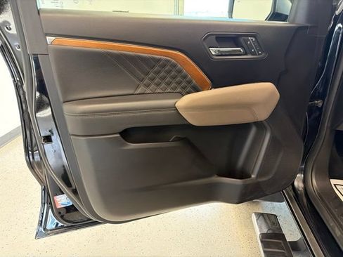 Used 2023 GMC Canyon Denali AWD/4WD image 41