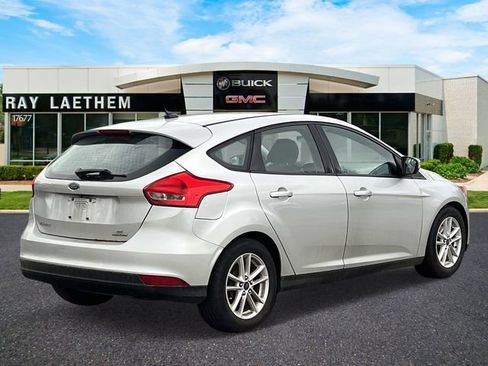 Used 2015 Ford Focus SE image 5
