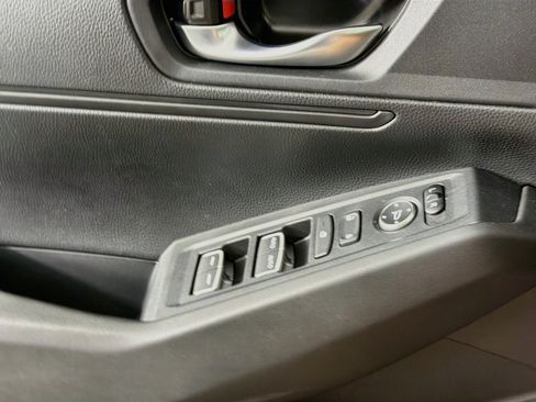 Used 2025 Honda Accord LX image 15
