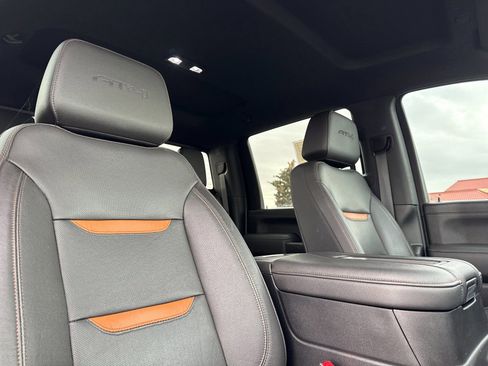 Used 2020 GMC Sierra 2500 AT4 w/ Technology Package image 18