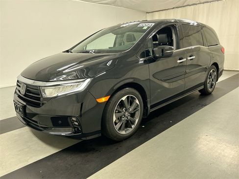 Used 2024 Honda Odyssey Elite image 5