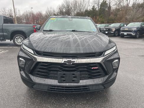 Used 2023 Chevrolet Blazer RS w/ Enhanced Convenience Package image 2
