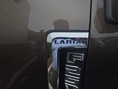 Used 2017 Ford F250 Lariat image 15