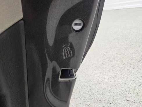 Used 2016 Ford Focus Electric Hatchback FWD image 31