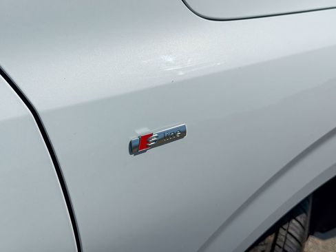 New 2026 Audi Q3 quattro 2.0T image 7