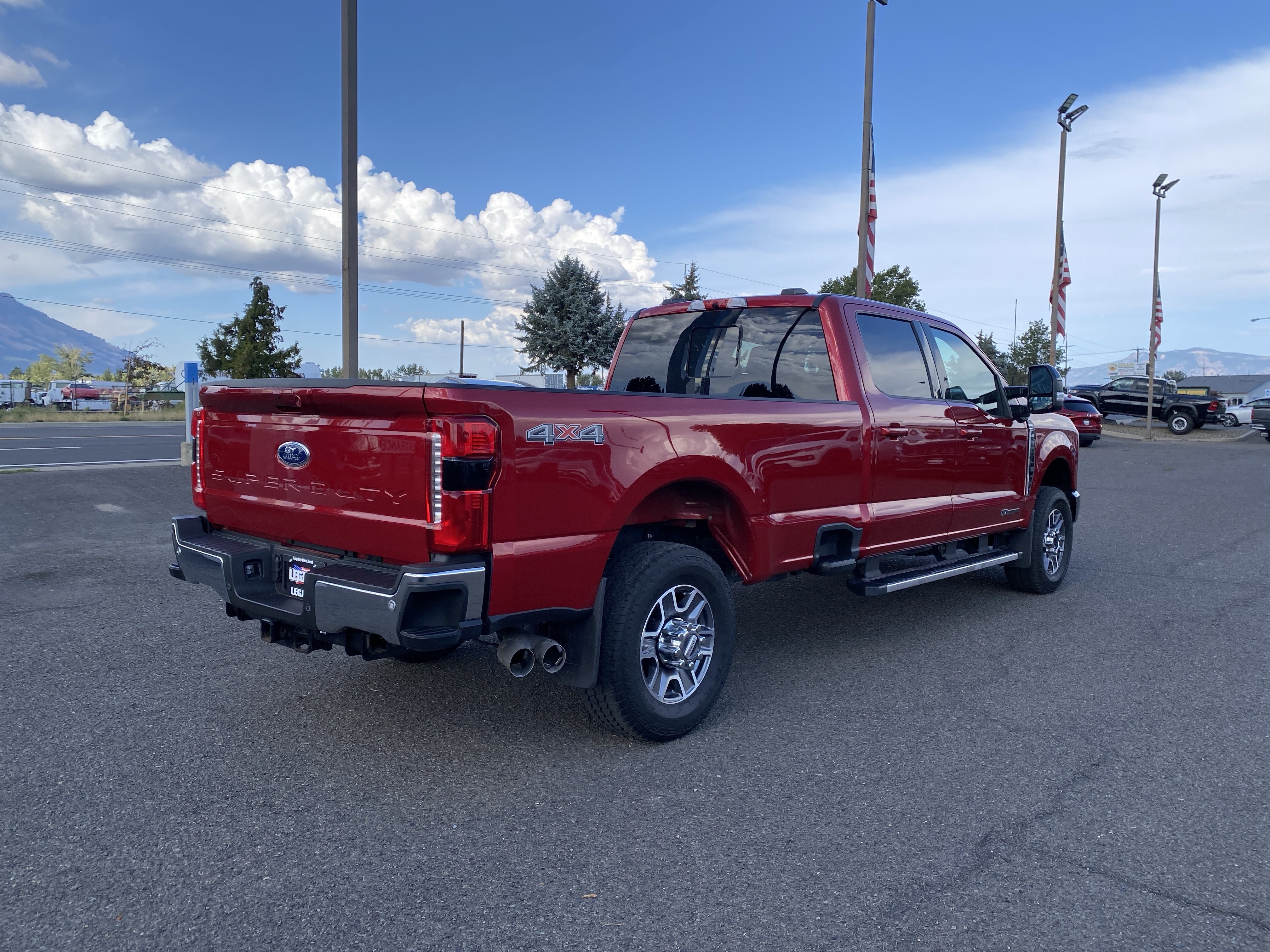 Used 2024 Ford F350 Lariat w/ Camper Package AWD/4WD image 3