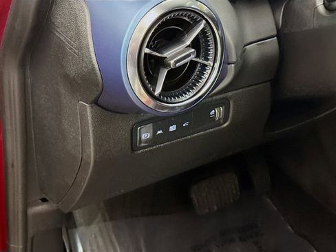 Used 2024 Chevrolet Equinox EV LT image 12