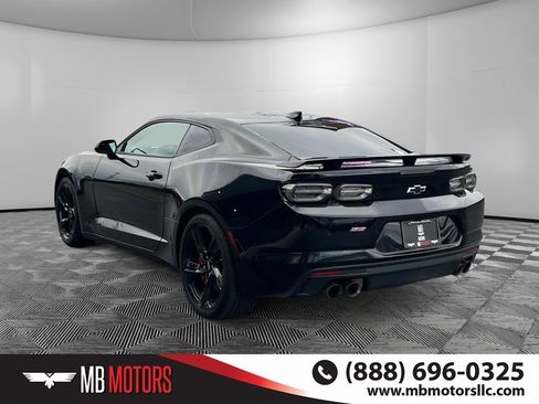 Used 2019 Chevrolet Camaro SS image 7