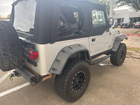 Used 2005 Jeep Wrangler SE image 3