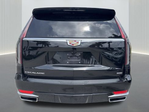 Used 2021 Cadillac Escalade ESV Premium Luxury image 8