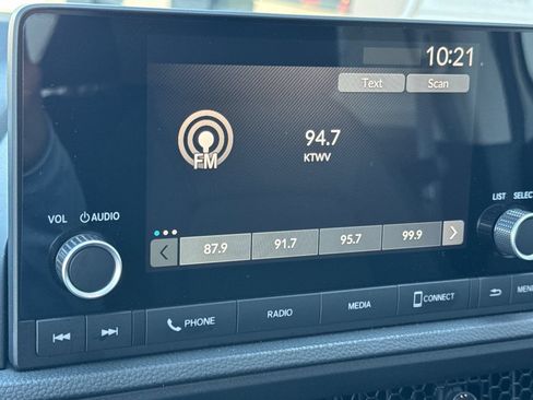 Used 2025 Honda CR-V EX image 20