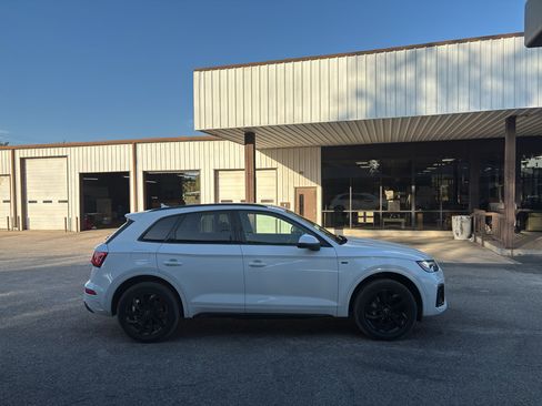 Used 2023 Audi Q5 2.0T Prestige AWD/4WD image 4