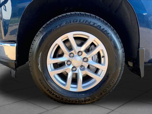 Used 2019 Chevrolet Silverado 1500 LTZ AWD/4WD image 11