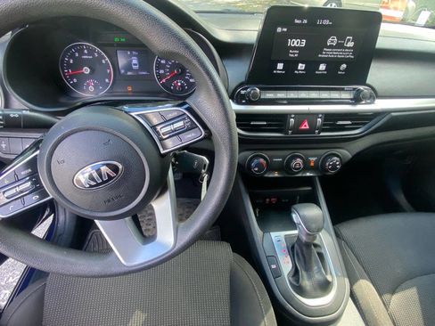 Used 2021 Kia Forte LXS image 9