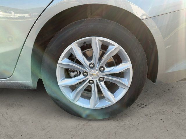 Used 2023 Chevrolet Malibu LT FWD image 9