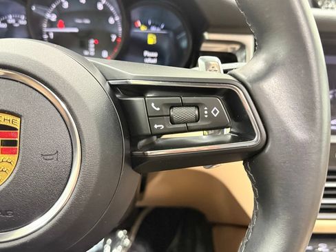 Used 2022 Porsche Macan AWD/4WD image 22
