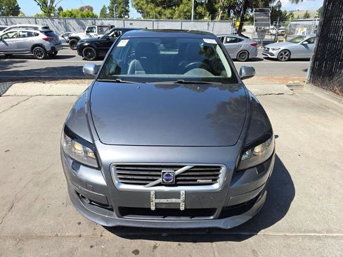Used 2010 Volvo C30 T5 R-Design FWD image 2