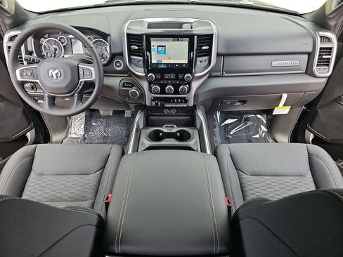 Used 2025 RAM 1500 Big Horn RWD image 9