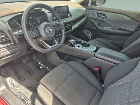 Used 2021 Nissan Rogue S FWD image 19